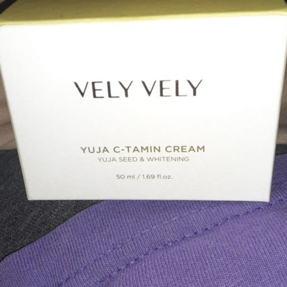 Vely Vely Yuga C-Tamin Cream - Picture 4 of 4
